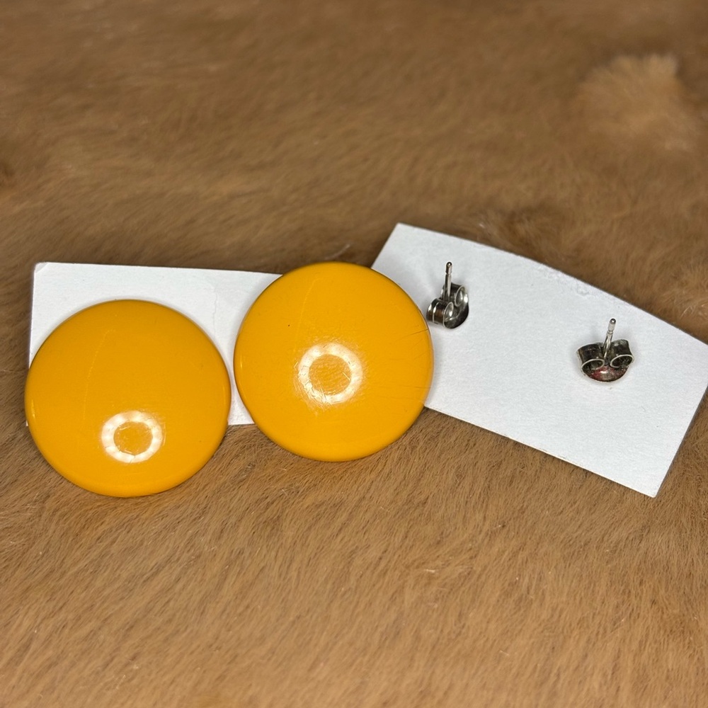 Earrings - Picture 4 of 4